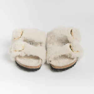 Women BIRKENSTOCK Low Sandals* - Flat Sandals 1023130 - Arizona Big Buckle Teddy - Eggshell